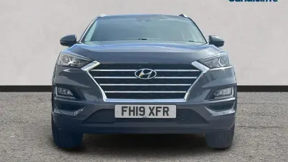 Used Hyundai Tucson SE 132 HP (97 kW) 2019 Grey SUV