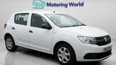 Used 2019 Dacia Sandero Essentiel Hatchback | £6,000 (Fair price)