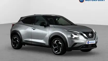 Used Nissan Juke N-Connecta 114 HP (83 kW) 2023 Silver SUV