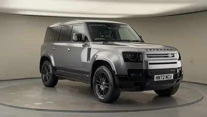 Used Land Rover Defender SE Dynamic 249 HP (183 kW) 2025 Estate