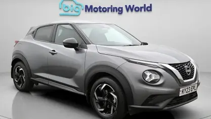 Usado Nissan Juke N-Connecta 114 CV (83 kW) 2023 Gris SUV