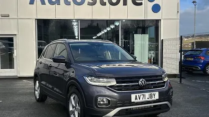 Used VW T-Cross SEL 110 HP (80 kW) 2022 SUV