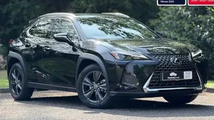 Used Lexus UX 199 HP (146 kW) 2024 Black SUV