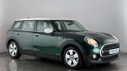 Used Mini Cooper Clubman Classic 136 HP (100 kW) 2018 Green Estate