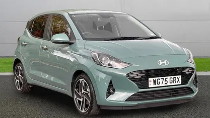 New Hyundai i10 Premium 79 HP (58 kW) 2025 Green Hatchback