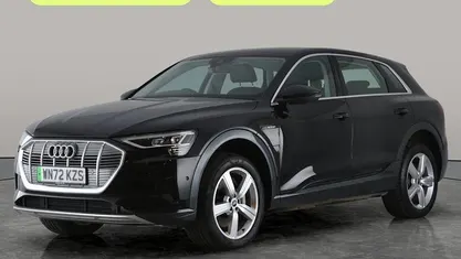 Used 2022 Audi e-tron Comfort SUV | £18,883 (Fair price)