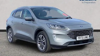 Used Ford Kuga Titanium 150 HP (110 kW) 2020 Silver SUV