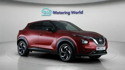 Używany Nissan Juke N-Connecta 114 KM (83 kW) 2023 Czerwony SUV
