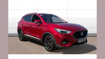 Used MG ZS Exclusive 111 HP (81 kW) 2023 Red SUV