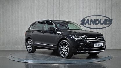 Begagnad VW Tiguan Elegance 150 HK (110 kW) 2023 SUV