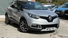 Silver/black Used 2016 Renault Captur Signature SUV | £9,995 (Fair price)