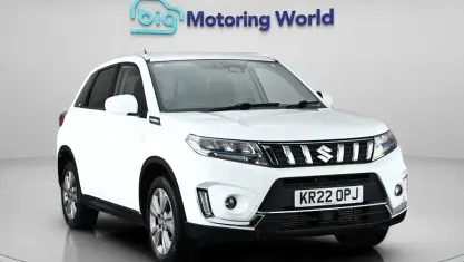 Used Suzuki Vitara SZ-T 129 HP (94 kW) 2022 White SUV