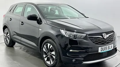 Used Vauxhall Grandland X Sport 131 HP (96 kW) 2019 SUV