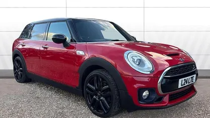 Used Mini Cooper Clubman 190 HP (139 kW) 2016 Red Estate