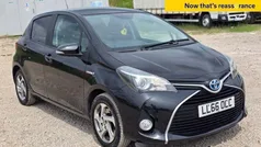 Used 2016 Toyota Yaris Hybrid Hatchback | £10,380 (Fair price)