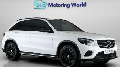 Usado Mercedes GLC250 AMG line 204 HP (150 kW) 2018 Branco Carrinha