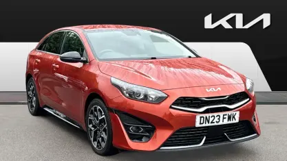Used Kia ProCeed GT-Line 160 HP (117 kW) 2023 Orange Estate