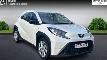 Used Toyota Aygo X PURE 72 HP (52 kW) 2025 SUV