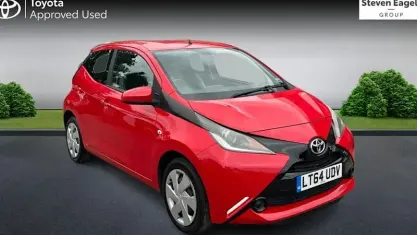 Used Toyota Aygo X-play 69 HP (50 kW) 2018 Hatchback