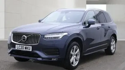Used Volvo XC90 Momentum 250 HP (183 kW) 2020 Blue SUV