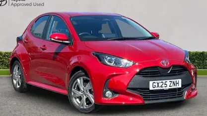 Used Toyota Yaris 116 HP (85 kW) 2025 Red Hatchback