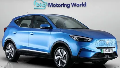 Used MG ZS SE 114 kW (156 HP) 2023 Blue Hatchback