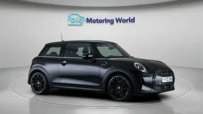 Used Mini Cooper Exclusive 136 HP (100 kW) 2022 Black Hatchback