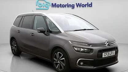 Used Citroën C4 SpaceTourer Shine 131 HP (96 kW) 2022 MPV