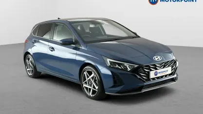 Used Hyundai i20 Premium 101 HP (74 kW) 2025 Blue Hatchback
