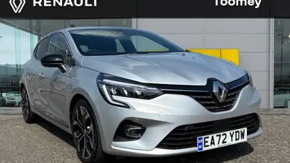 Used Renault Clio Techno 90 HP (66 kW) 2022 Grey Hatchback