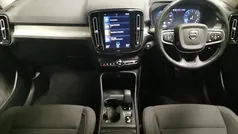 Black Used 2022 Volvo XC40 Momentum SUV | £19,527 (Good price)