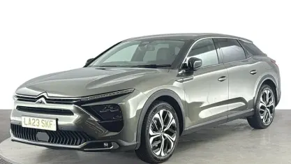 Begagnad Citroën C5 X Shine 224 HK (164 kW) 2023 Grå Kombi