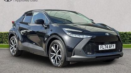 Begagnad Toyota C-HR Design 223 HK (164 kW) 2026 SUV