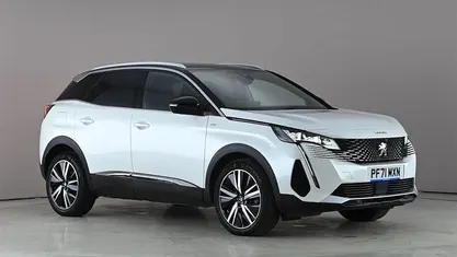 Used Peugeot 3008 Premium 131 HP (96 kW) 2022 White Estate