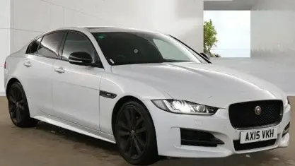 Used Jaguar XE R-Sport 179 HP (131 kW) 2019 Sedan