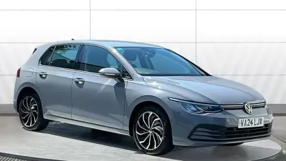 Used VW Golf VIII Life 150 HP (110 kW) 2024 Grey Hatchback