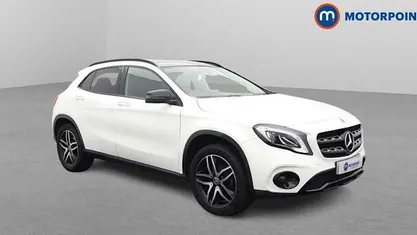 Used Mercedes GLA200 Urban 156 HP (114 kW) 2019 White SUV