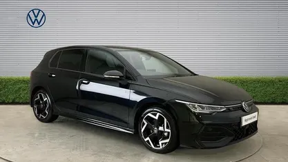 Used VW Golf VIII R-line 150 HP (110 kW) 2025 Hatchback