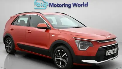 Used Kia Niro 141 HP (103 kW) 2023 Orange SUV