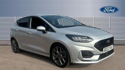 Używany Ford Fiesta ST-Line 125 KM (91 kW) 2022 Srebrny Hatchback