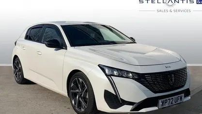 Used Peugeot 308 Allure Premium 131 HP (96 kW) 2023 White Hatchback