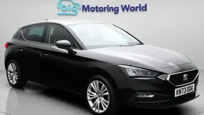Usado Seat Leon SE Dynamic 131 HP (96 kW) 2023 Preto Citadino