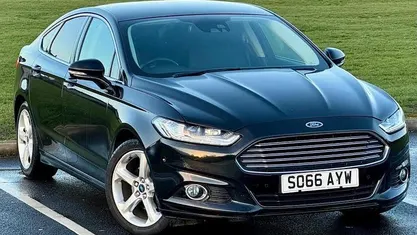 Used Ford Mondeo Titanium 150 HP (110 kW) 2017 Black Hatchback