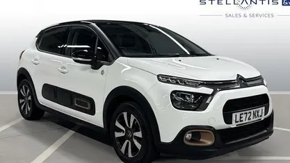 Used Citroën C3 PureTech 83 HP (61 kW) 2023 White Hatchback