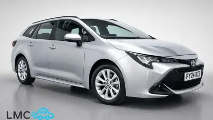 Used Toyota Corolla 140 HP (102 kW) 2024 Silver Estate
