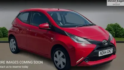 Used Toyota Aygo X-play 69 HP (50 kW) 2018 Hatchback