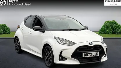 Used 2025 Toyota Yaris Hybrid Design Hatchback | £19,795 (Fair price)