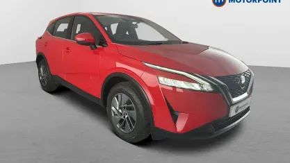 Used Nissan Qashqai Acenta Premium 140 HP (102 kW) 2022 Red SUV