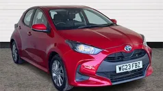 Red Used 2023 Toyota Yaris Hybrid Hatchback | £15,750 (Good price)