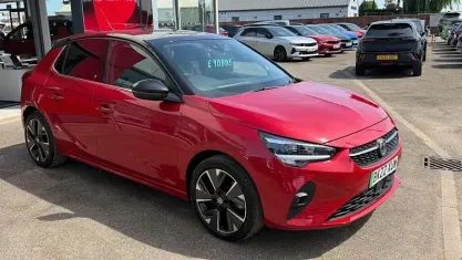 Used Vauxhall Corsa-e Elite 100 kW (136 HP) 2022 Red Hatchback